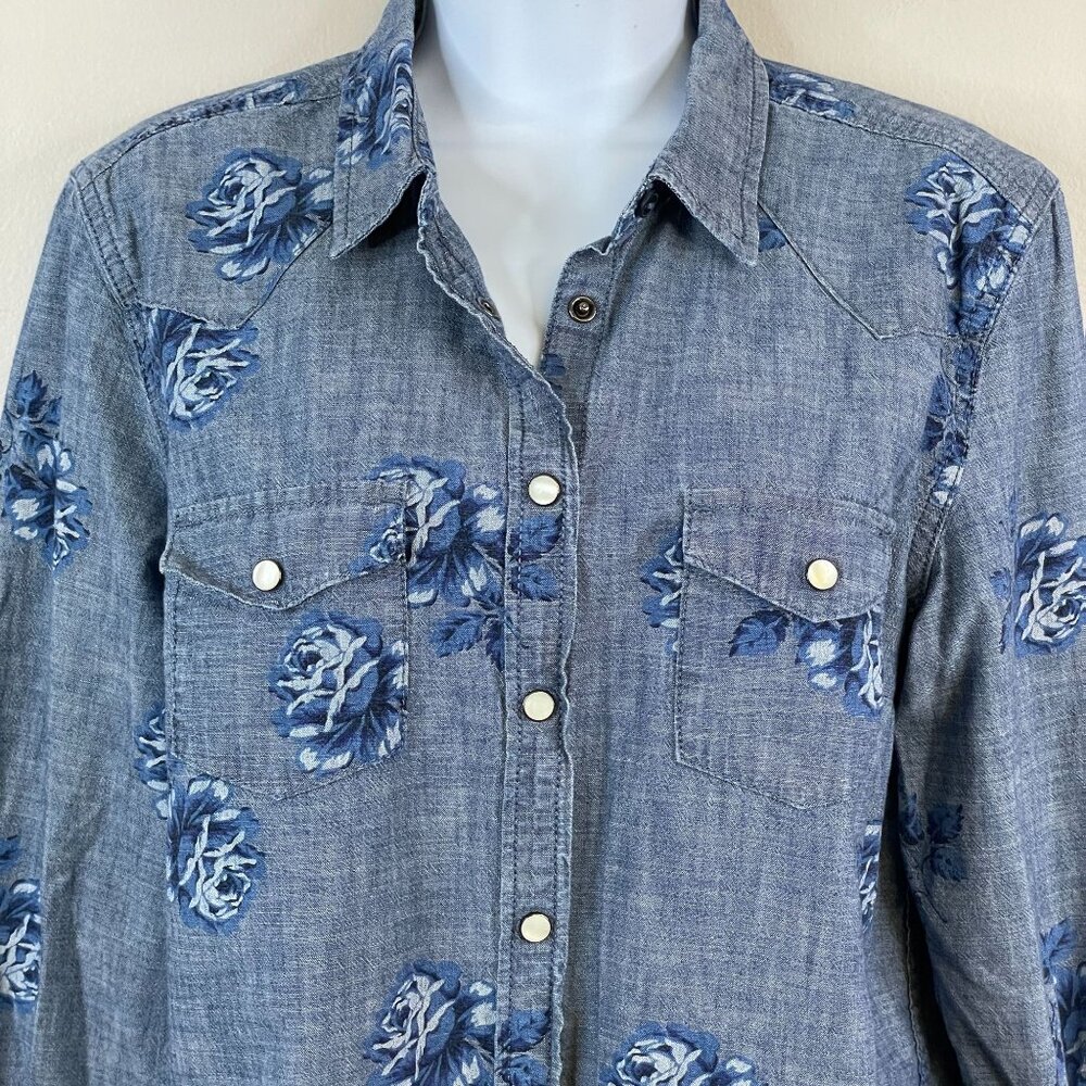 Gap 1969 Cowgirl Floral Chambray Pearl Snap Top Size M Country Western Rodeo - Picture 3 of 13